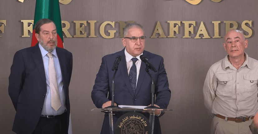 Press conference with Secretary General Lounès Magramane and the Spanish Ambassador to Algeria following the handover of the kidnapped national